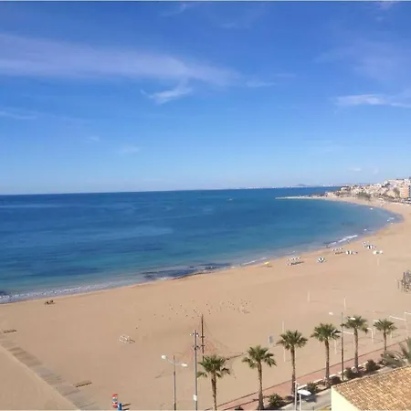 Con Vistas Al Mar Frente Al Puerto