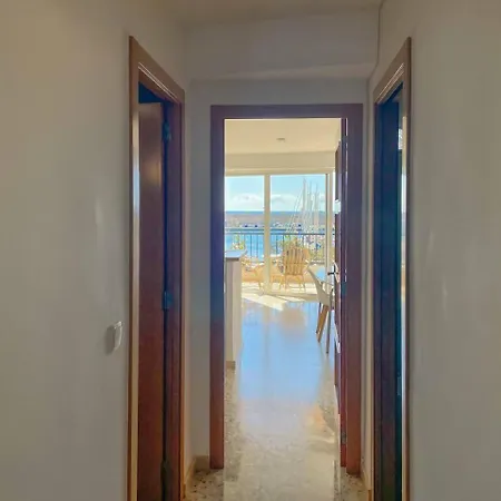 Con Vistas Al Mar Frente Al Puerto Апартаменты Вильяхойоса